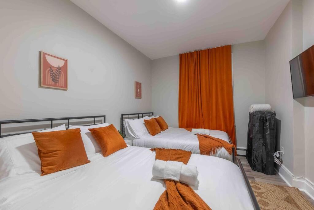 Appartement Pumpkin Premise By Airport, 5 Beds, Sleeps 8, Book 7 Days, Get 20 Percent Off à Newark Extérieur photo